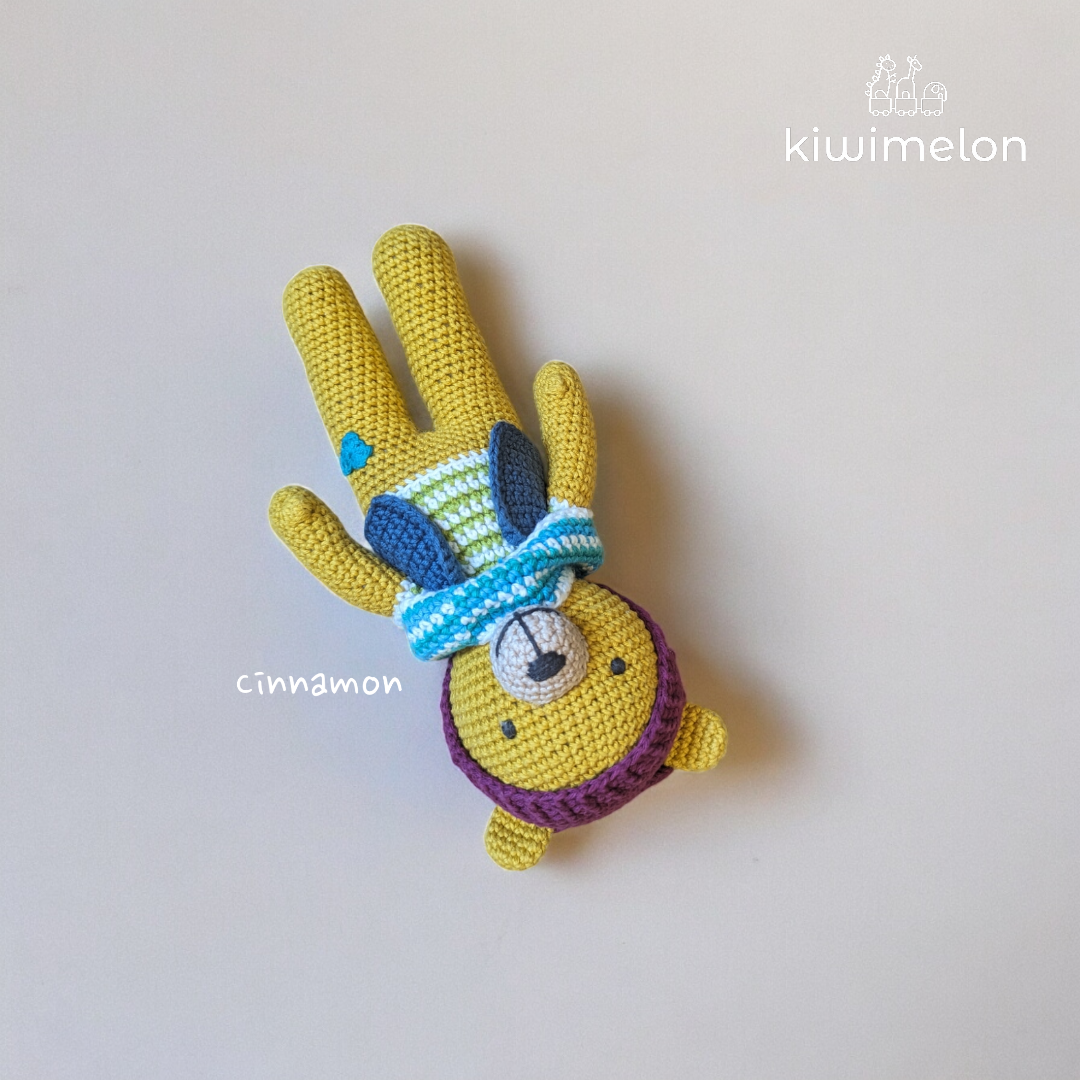 Cinnamon: The Handmade Companion for Children - A Perfect Gift